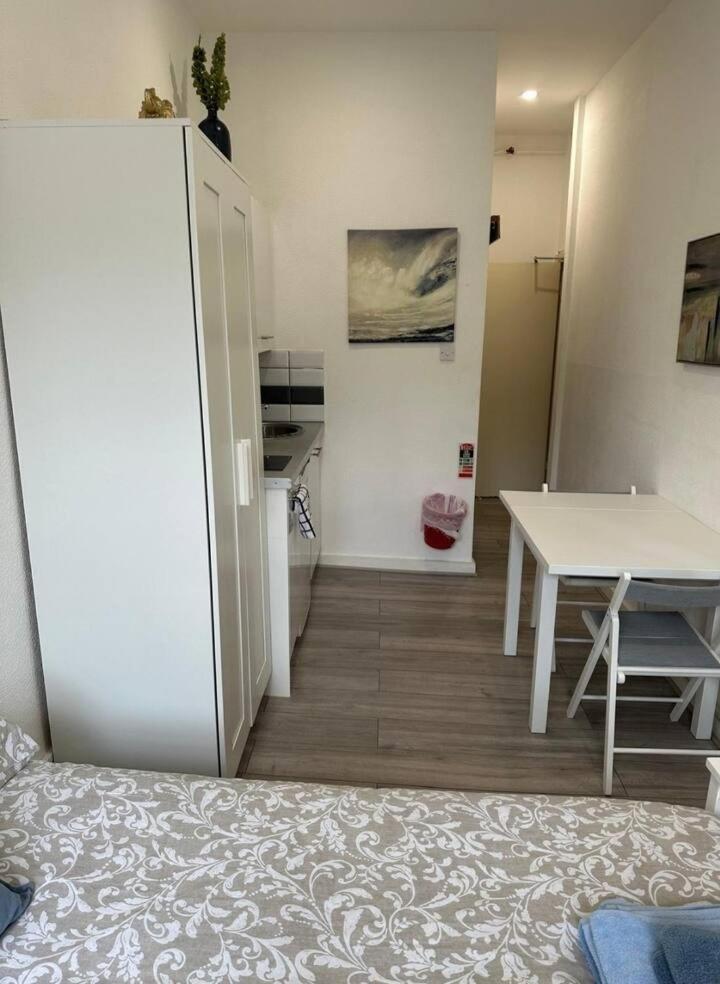 Appartamento Cosy Flat By Hyde Park- 15 Londra Esterno foto